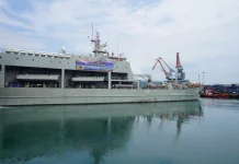 KRI Teluk Kendari Perkuat Identitas Padang sebagai Kota Pesisir