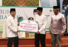 Kemenag Sumbar Salurkan Bantuan Rp267,6 Juta untuk Korban Gempa NTT