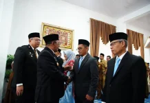 Bupati Tanah Datar Lantik Empat Pejabat Administrator
