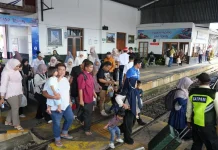 Sebanyak 8.181 Pelanggan Naik Kereta Api Sumbar saat Libur Maulid Nabi 1448 H