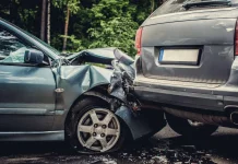 Bijak saat Kecelakaan, Jangan Rekam Korban Utamakan Menolong