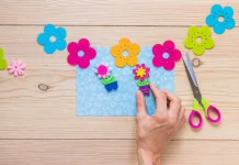 Merangkai Bunga Hias Kertas Kreatif Bernilai Estetis Tinggi