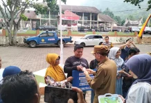Pemkab Pessel Bantu Pemulihan Ekonomi 51 Keluarga Terdampak Bencana