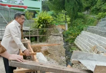 Bupati Benni Warlis Pantau Langsung Perbaikan Jalan di Agam