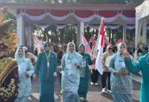 Defile Jambore PKK, Padang Panjang Pamerkan Kekompakan dan Kuliner Khas Daerah