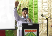 Kakanwil Kemenag Dorong MTsN Padang Panjang Perkuat Prestasi