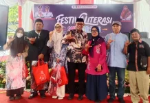 Tiga Puisi Terbaik Pengunjung Stand SatuPena Sumbar Diumumkan