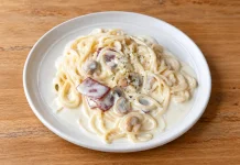 Spaghetti Carbonara, Sajian Pasta Creamy yang Mudah Menggugah Selera