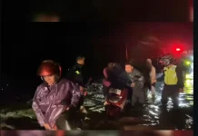 Polres Solok Terapkan Sistem Buka Tutup Jalan Pasca Galodo di Kawasan Arosuka