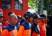 Relawan Tanah Datar Dikirim Bantu Penanganan Banjir Bandang di Solok