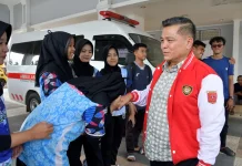Sambangi Kontingen Silat Agam di Payakumbuh, Bupati Agam Beri Motivasi