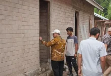 Wali Kota Padang Panjang Hendri Arnis Tinjau Pembangunan Huntap