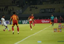 Semen Padang Tersandung, PSPS Curi Tiga Poin