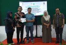 Penyintas Bencana Padang Panjang Terima Bantuan dari Kemensos