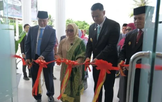 Menteri PPPA Resmikan UPTD PPPA di Sijunjung