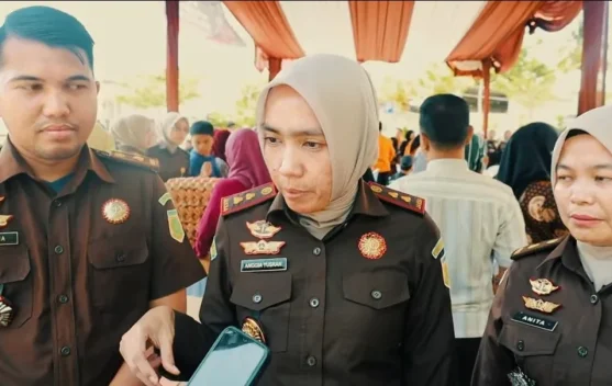 Jaga Stabilitas Harga Sembako, Kejari Pariaman Gelar Pasar Murah Ramadan