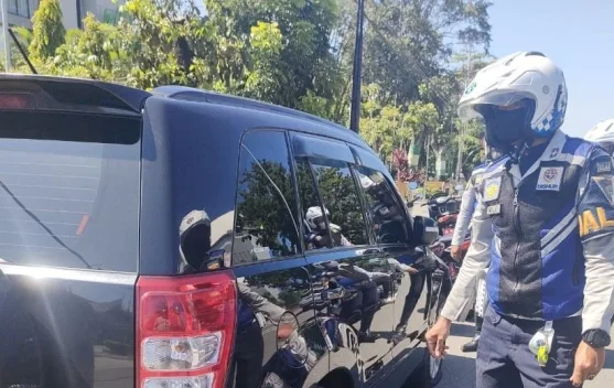 Petugas Dishub Kota Padang Patroli Selama Libur Lebaran