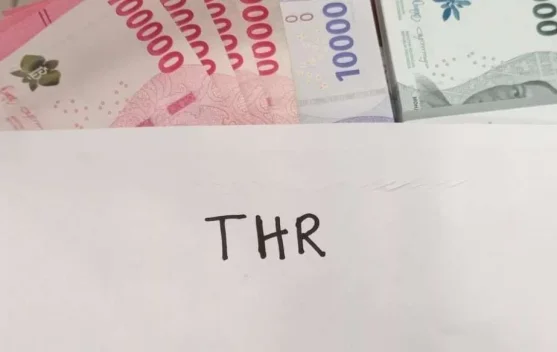 THR jelang Lebaran Jaga Daya Beli Masyarakat