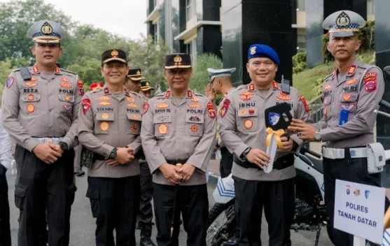 Polda Sumbar Serahkan 28 Motor untuk Satlantas Polres