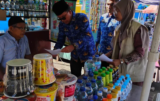 emkab Pesisir Selatan Dorong UMKM Wisata Pantai Carocok Miliki Sertifikat Halal