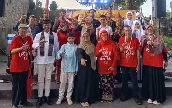 Siswa Padang Pariaman Juarai Lomba Kata-Kata Klasik Minangkabau IMLF-4