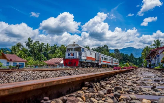 KAI Divre II Sumbar Siapkan 7.792 Kursi KA Lokal untuk Libur Tahun Baru Hijriah 1448 H