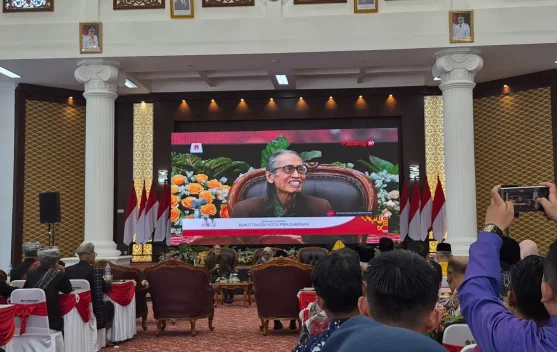 Peringati 100 Tahun Jam Gadang, Anhar Gonggong Angkat Sejarah PDRI