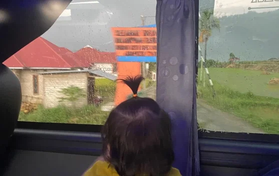 Tips Aman dan Nyaman Naik Bus Bersama Bayi saat Perjalanan Jauh