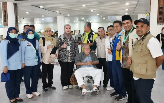 Sempat Tertunda karena Sakit, Dua Jemaah Haji Sumbar Tiba di Ranah Minang