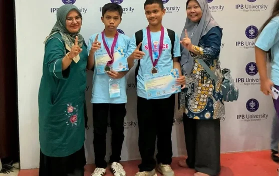 Pelajar SMPN 1 Kota Solok Raih Medali Perak Olimpiade Nasional