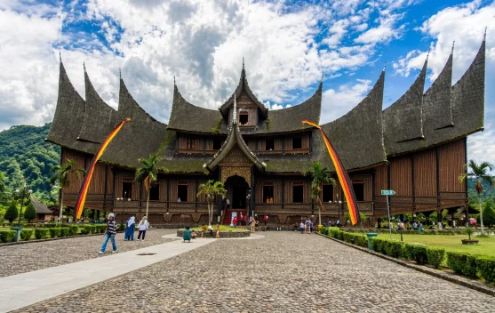 Cerita Rakyat Minangkabau Batu Batikam Sumatra Barat
