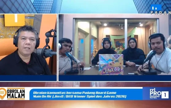 Keseruan Komunitas Padang Board Game Main JinxO di Obrolan Komunitas RRI Padang