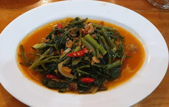 Cah Kangkung, Sajian Sederhana yang Jadi Favorit Keluarga