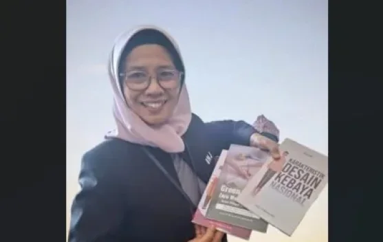Prof. Dr. Wesnina: Menghidupkan Motif Tenun Siak dalam Fesyen Urban Generasi Muda