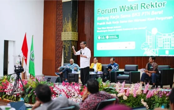 Unand Tuan Rumah Forum Wakil Rektor Bidang Kerja Sama Perguruan Tinggi Negeri