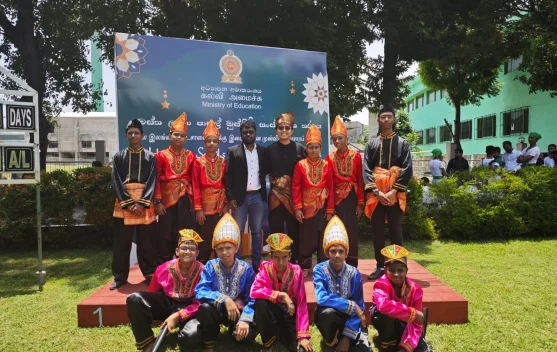 Seni Menjembatani Sekat Antar Negara