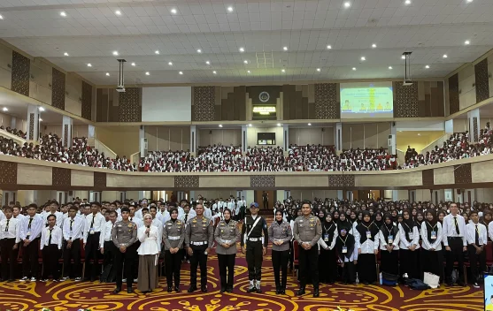 Ditlantas Polda Sumbar Edukasi 3.000 Mahasiswa Baru UNP Tertib Berlalu Lintas