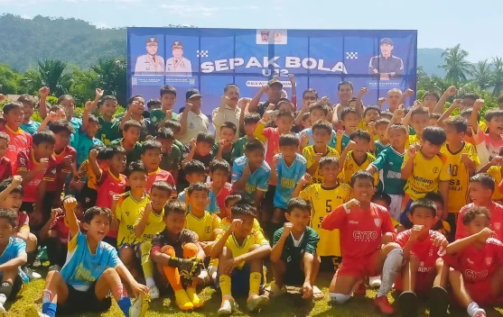 Sebanyak 29 SSB di Padang Berebut Trofi Wali Kota Cup U-12