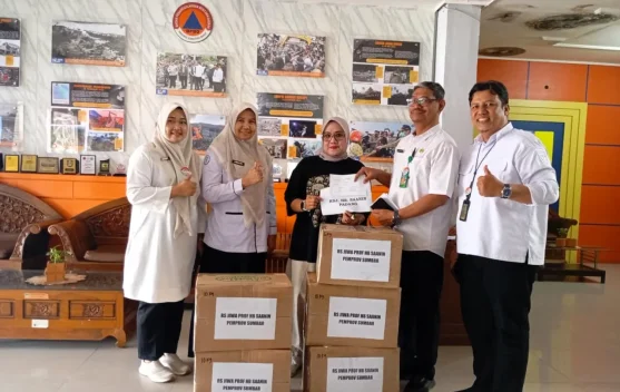 Pemprov Sumbar Himpun 1,4 Ton Rendang untuk Korban Gempa NTT
