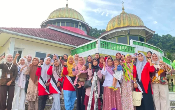 Mahasiswa KKN UNP Dorong UMKM Sikakap Masuk Pasar Digital