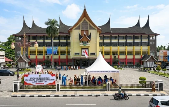 CKG: Sentuhan Hangat Rumah Gadang Merawat Rasa dan Raga Anak-anak di Minangakabau