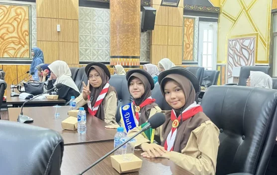 Lima SMP Bersaing Pamerkan Inovasi Lomba Sekolah Sehat di Balai Kota Padang