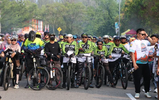 Sebanyak 1.500 Pesepeda Meriahkan Fun and Adventure Padati Marancah Pariaman