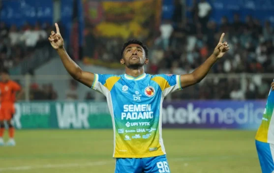 Semen Padang FC Curi Tiga Poin di Kandang Persiraja