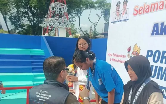 Perenang Raysa Sabet Emas Pertama Bagi Payakumbuh