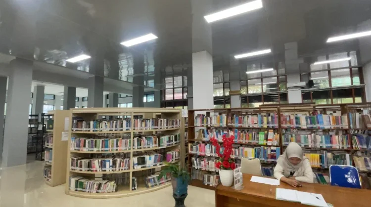 Layanan Perpustakaan Daerah Kalteng Buka tanpa Jeda Istirahat