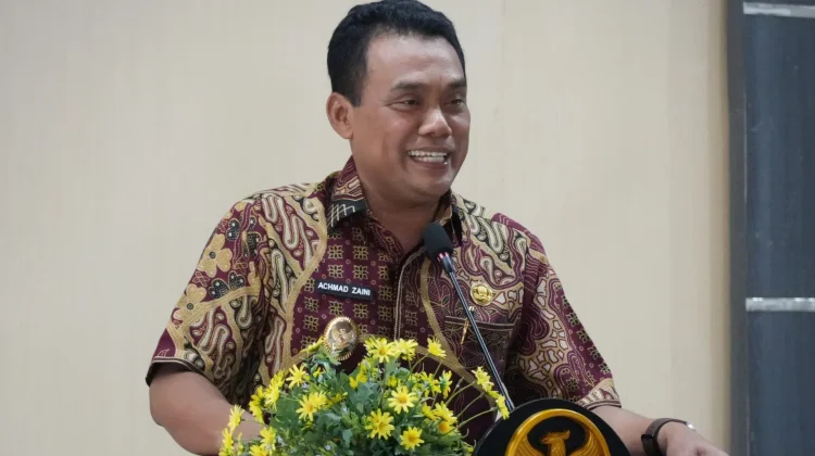 Pemko Palangka Raya Terus Tertibkan Baliho tanpa Izin