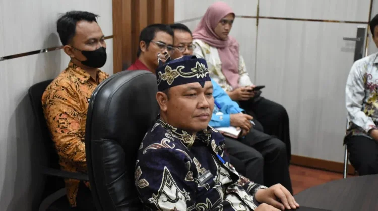 Sekda Kapuas Pimpin Rakor Pengelolaan NSD dan Rusun