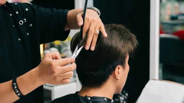 Tren Haircut Pria Terkini Rapi dan Maskulin