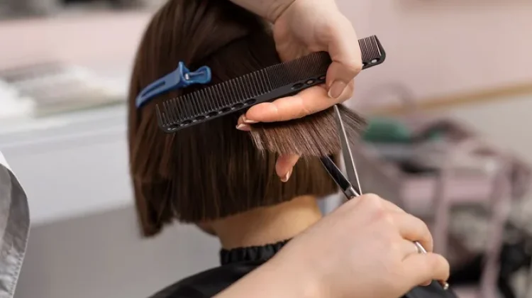 Ragam Haircut Wanita untuk Tampil Stylish